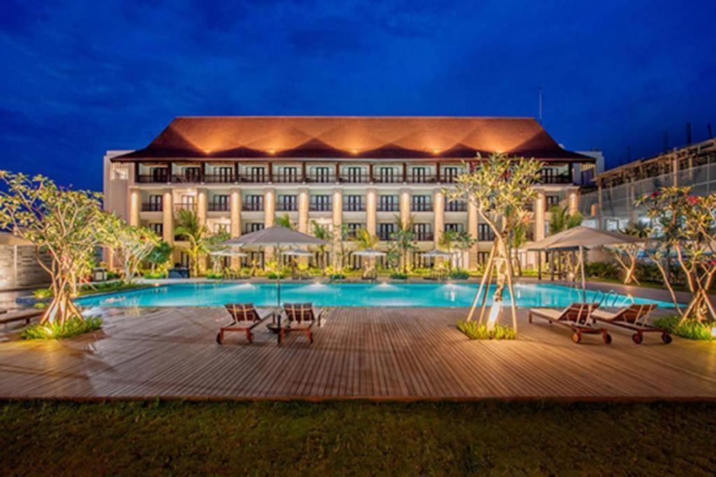 El Hotel Banyuwangi Banyuwangi  Exterior photo